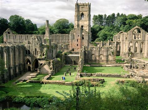Fountains Abbey National Trust Fountains Abbey Scenery Photos Scenery