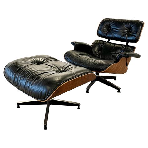 Vintage Herman Miller Rosewood Charles Eames 670671 Lounge Chair And