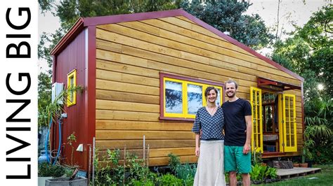 Couple Build Incredible Handcrafted Tiny House Youtube