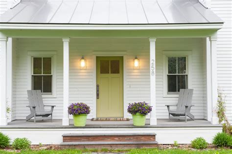 10 Architectural Elements For A Modern Farmhouse