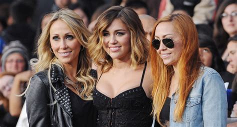 Miley Cyrus Supports Mom Tish And Sister Brandi In ‘cyrus Vs Cyrus’ Trailer Video Brandi
