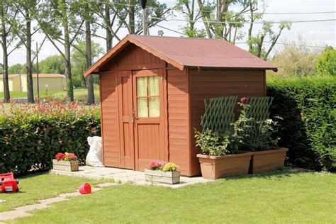 Ihr bekommt eine anleitung zum innenausbau inkl. Gartenhäuser aus Holz: Wissenswertes - Terrasse &Garten