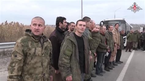Video Russland Und Ukraine Tauschen Hunderte Gefangene Aus STERN De