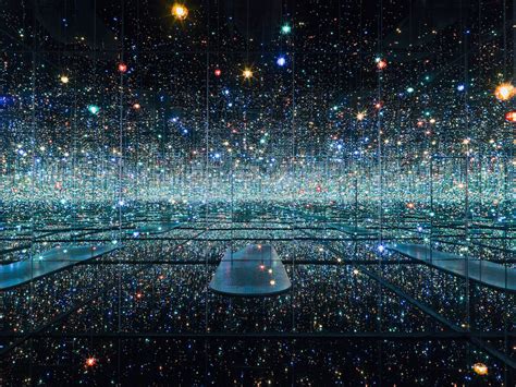 Yayoi Kusamas Infinity Mirrors Opens At The Broad In Los Angeles Artnet News