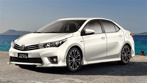 Despite the corolla altis losing its luster, toyota still makes an effort to make it one of the safest it had five variants, priced as follows: Toyota Corolla Altis 2.0 V AT White Pearl 2021 ...