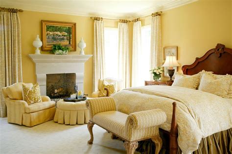 35 Gorgeous Yellow Home Decorating Ideas Traditional Bedroom Yellow