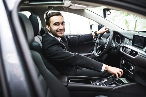 Pengalaman 1 tahun mengemudikan truk medium / besar tanggung jawab penanganan produk yang baik. Uber in Ottawa - Drivers Wanted! - Ottawa Information Guide
