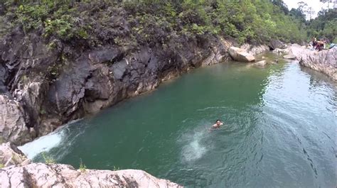 Jika debet air sedang naik, pemandangan curug awang ini akan terlihat lebih indah. Keindahan Hutan Lipur Air Terjun Berkelah , Pahang ...