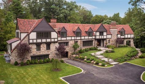 Historic Tudor Style Home In Rye New York Homes Of The Rich