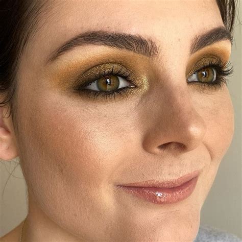 What Color Eyeshadow Brings Out The Green In Hazel Eyes Makeupamat Com