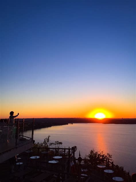 The Oasis On Lake Travis In Austin Texas The Perfect Sunset Tv