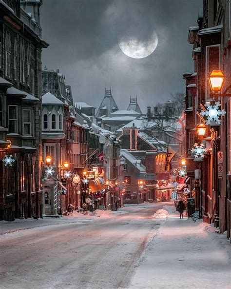 Wintry Night At St Louis Street One Of The Oldest Streets In Quebec
