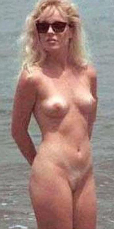 Naked Sharon Stone Added 07192016 By Gwen Ariano