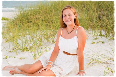 Pin By Barbie Grigsby On Lindsey Co 2019 Beach Portraits Portrait