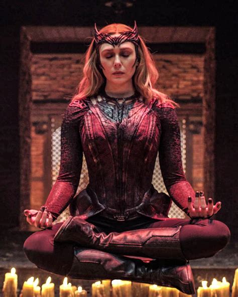 Marvel Reveals Stunning New Look At Elizabeth Olsens Doctor Strange 2