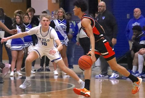 Defensive dominance in first quarter allows Blue Devils to keep pace