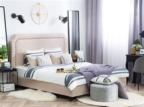 (#) paiement en 4 fois sur tout le site. Lit 160 x 200 cm avec tête de lit en tissu beige COLONEL ...