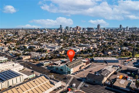 702 W Anaheim St, Long Beach, CA 90813 - Iconic Industrial Building