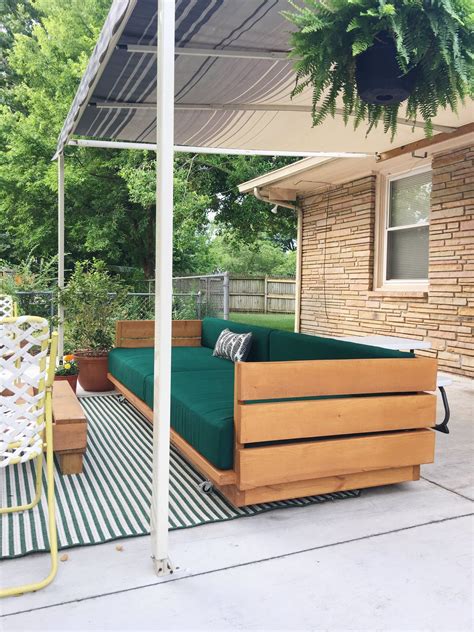 Make this diy sofa with built in chaise lounge to create the best seating on a budget. modern diy wooden platform outdoor sofa in 2020 | Modern ...