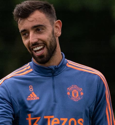 Kit Number Change Bruno Fernandes Switches To No8 Shirt From 18 For