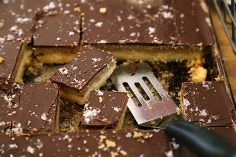Choklet best zambian music, pt. Selfish Bars - Chocolate Caramel Sugar Cookie Bars from foodiewithfamily.com | Sugar cookie bars ...