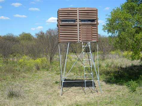 Elevated Deer Tower Stands The Blynd Hunting Blinds San Antonio Tx