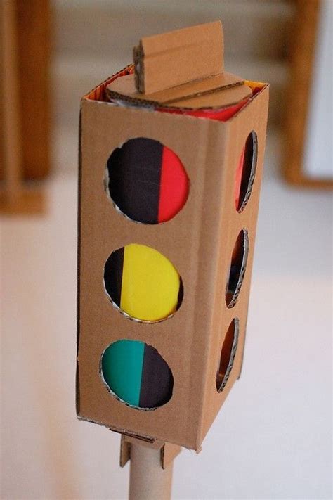 31 Things You Can Make With A Cardboard Box That Will Blow Your Kids