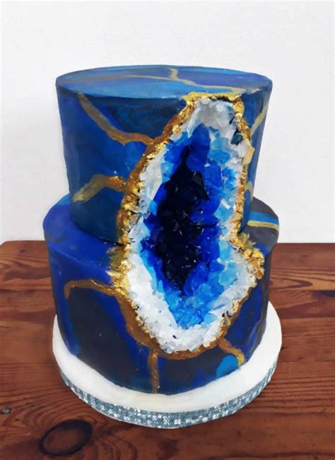 geode blue cake cake  laurucosasdulces cakesdecor