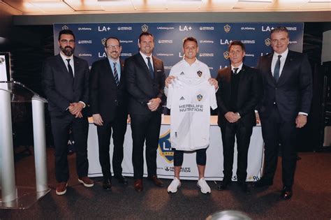 American mls league match la galaxy vs sj e'quakes 15.10.2020. Photo Gallery: Javier "Chicharito" Hernandez's first day ...