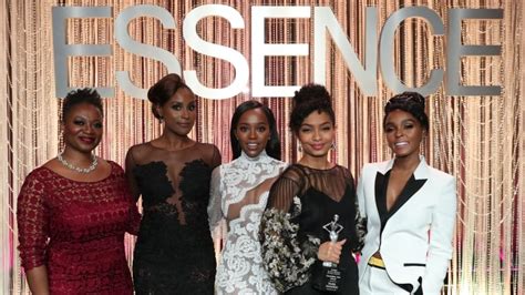 We Are Multidimensional Issa Rae Janelle Monae Honoured At Essence