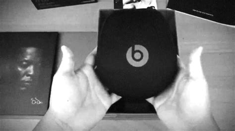 Dre david guetta edition black/red headphones. Beats By Dre Mixr Headphones David Guetta Edition Review ...