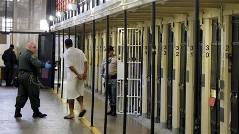 2 San Quentin Death Row Inmates Found Dead Suicide Suspected Nbc Bay