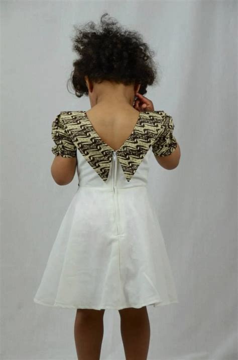 Un choix unique de robe jeune fille 12 ans disponible dans notre magasin. Robes En Pagne Pour Petites Filles