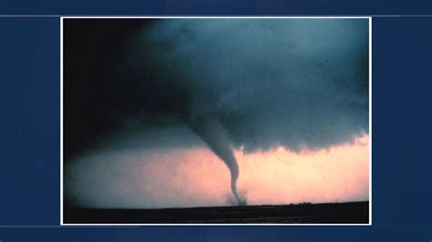 Understanding Tornadoes Thunderstorms And Hurricanes Britannica