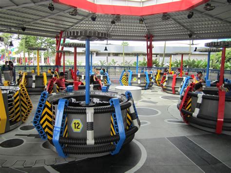 Review Legoland Malaysia Theme Park