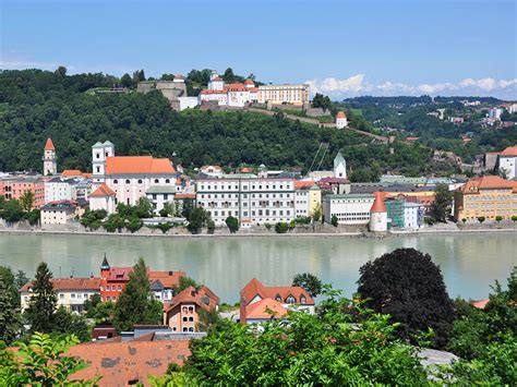 Submitted 5 years ago by llluminat. The Oberhaus and Niederhaus castles in Passau | City ...