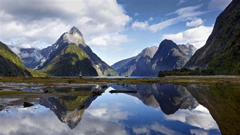 Milford Sound Wallpapers Top Free Milford Sound Backgrounds Wallpaperaccess