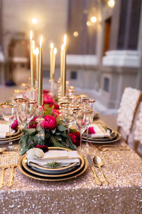 Elegant Wedding Inspiration At Weylin B Seymour S Easy Christmas Decorations Christmas Table
