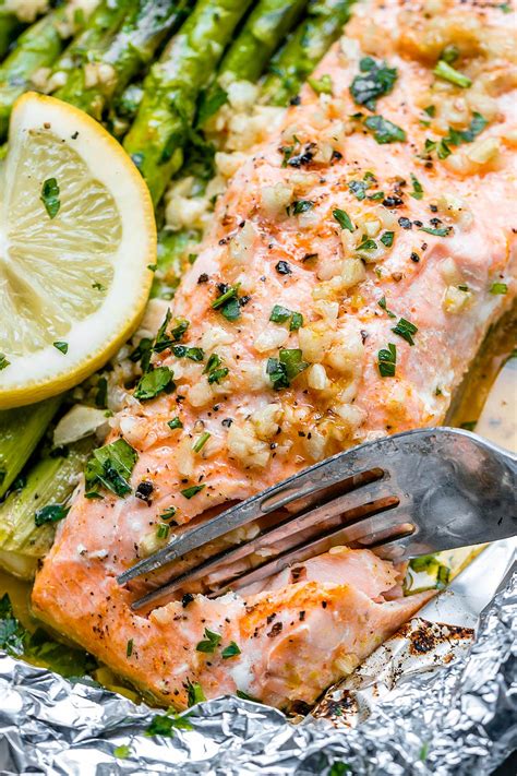 Drizzle olive oil and balsamic vinegar over salmon. Baked Salmon in Foil Packs with Asparagus and Garlic ...