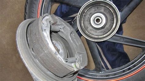 Cara Merawat Rem Tromol Sepeda Motor Komponen Penting Tapi Kerap