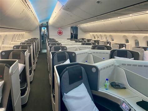 Air Canada Boeing 787 Business Class Review Seats Service And Food
