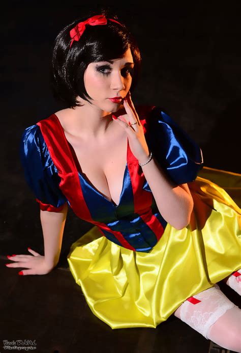 Cosplay Sexy Snow White By Originalrikku On Deviantart