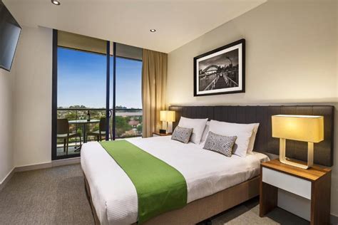 Quest Serviced Apartments Hotels In Sydney Australia The Search Is