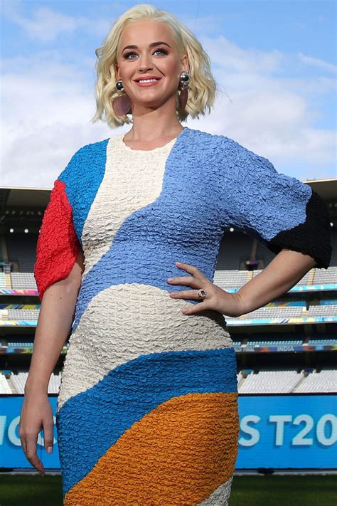 Pregnant Katy Perry Shows Off Baby Bump In First Public Appearance