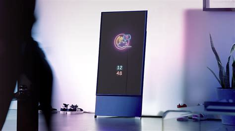 Samsung Sero 4k Qled Tv Launchedrotating Tvrs124990 Fun Time