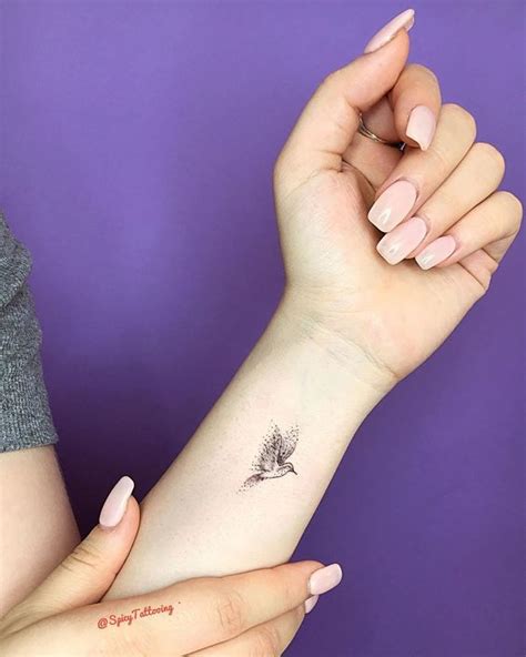 17 Beautiful Wrist Tattoos For Women Female Wrist Tattoos Ideas