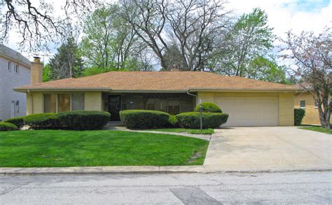 6518 N Navajo Avenue Lincolnwood Il 60712 Mls 9775650