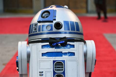 Le Robot R2 D2 De Star Wars Adjugé Pour Près De 3 Millions De Dollars