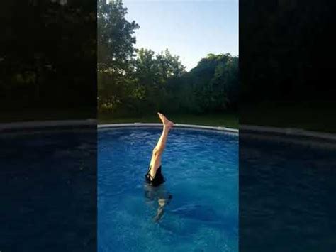 Sci First Time Doing A Handstand In The Pool Youtube