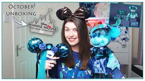 Unboxing The Minnie Mouse Main Attraction Haunted Mansion Collection October Youtube